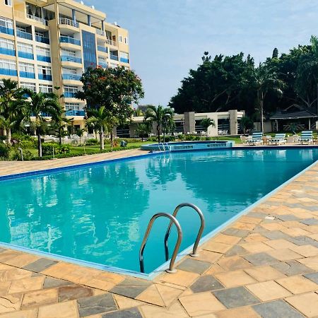 Tanga Beach Resort & Spa Kültér fotó