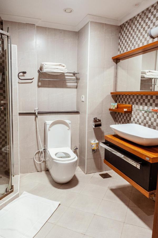 Tanga Beach Resort & Spa Kültér fotó