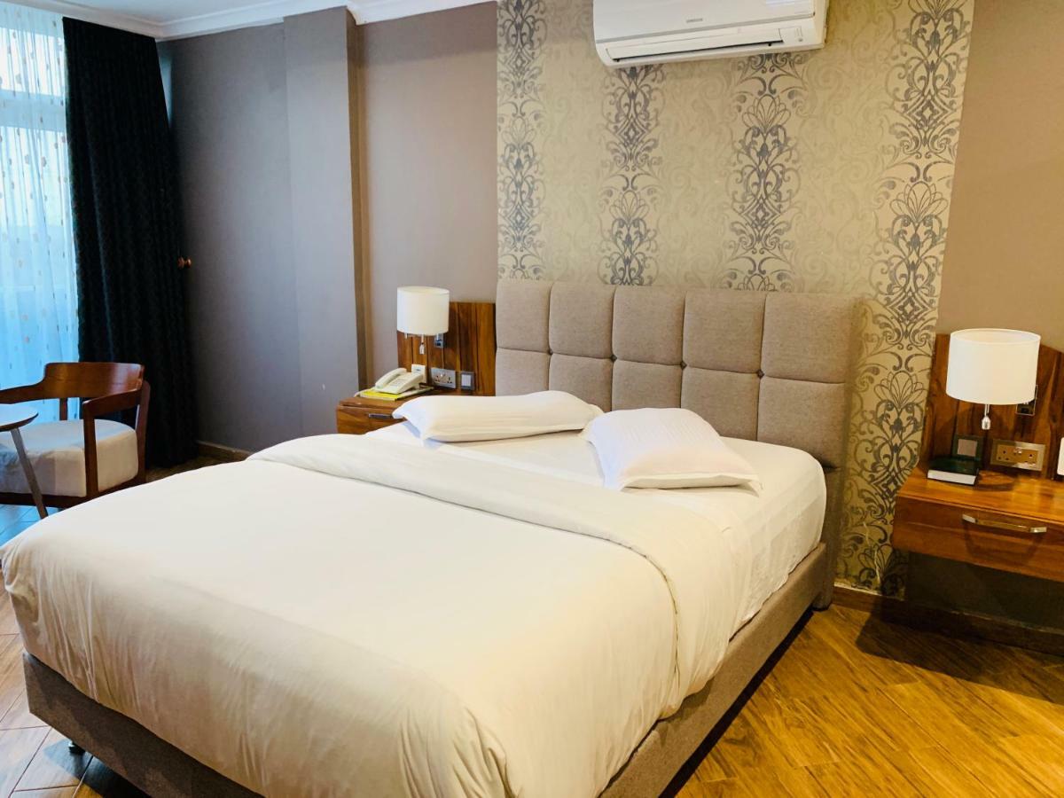 Tanga Beach Resort & Spa Kültér fotó